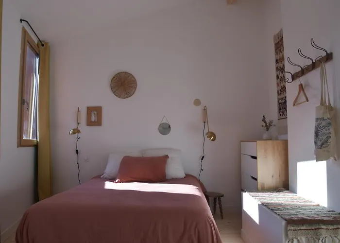 Le Bivouac - فندق مبيت وإفطار 3*