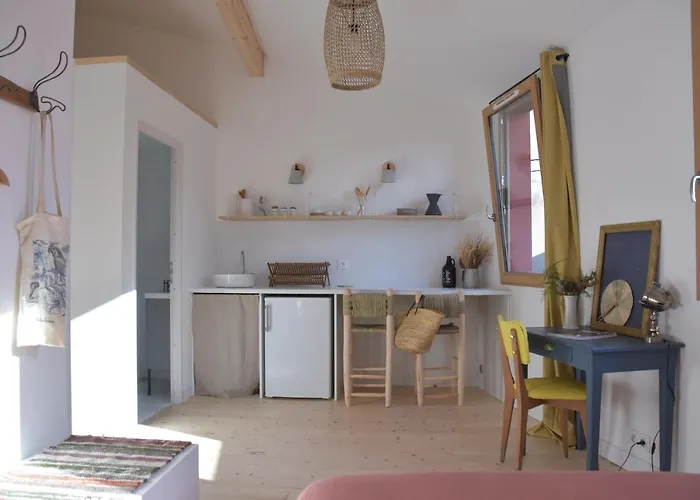 فندق مبيت وإفطار Le Bivouac - 3*