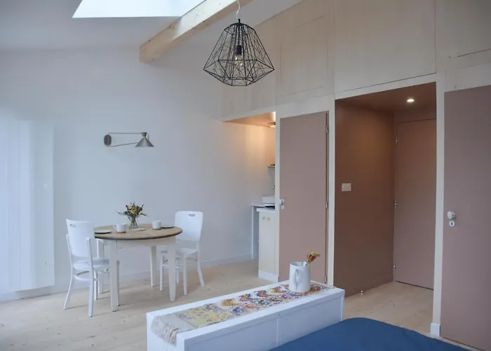 Le Bivouac - فندق مبيت وإفطار 3*